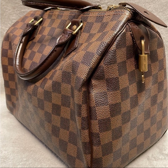 Louis Vuitton Speedy 30 Bag - Picture 5 of 10